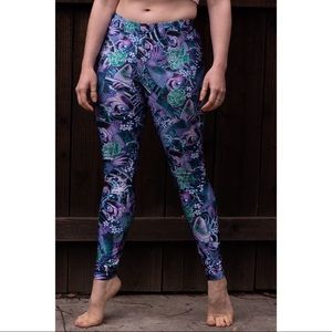 BlackMilk Koi Purple Leggings